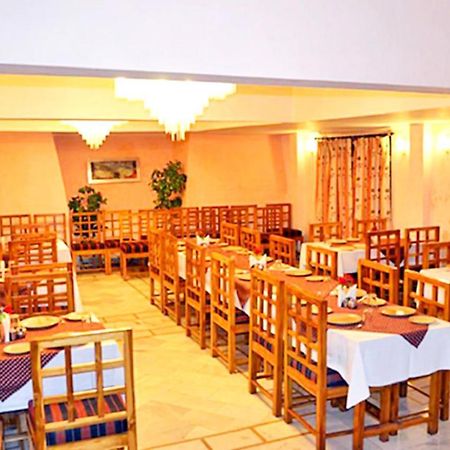 Goroomgo Radha Continental Nainital Extérieur photo